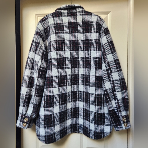 Z Supply Plaid Women's Shirt Jacket - Black/White/Red, Size Small - Picture 8 of 13